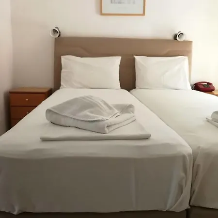 Minos Hotell